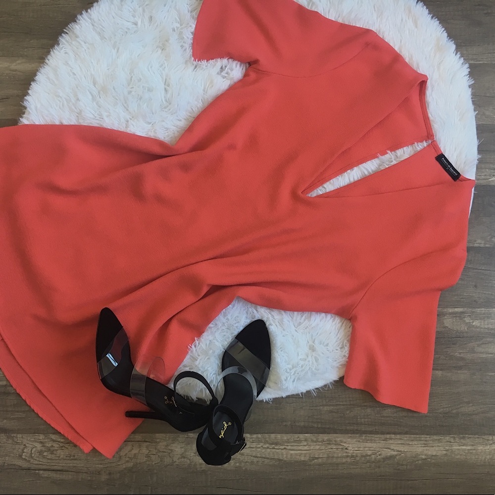 V-neck American Apparel dress - Picture 2 of 4
